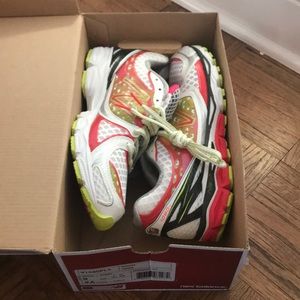 NWT New Balance 1080 v3 Women’s Running Shoes